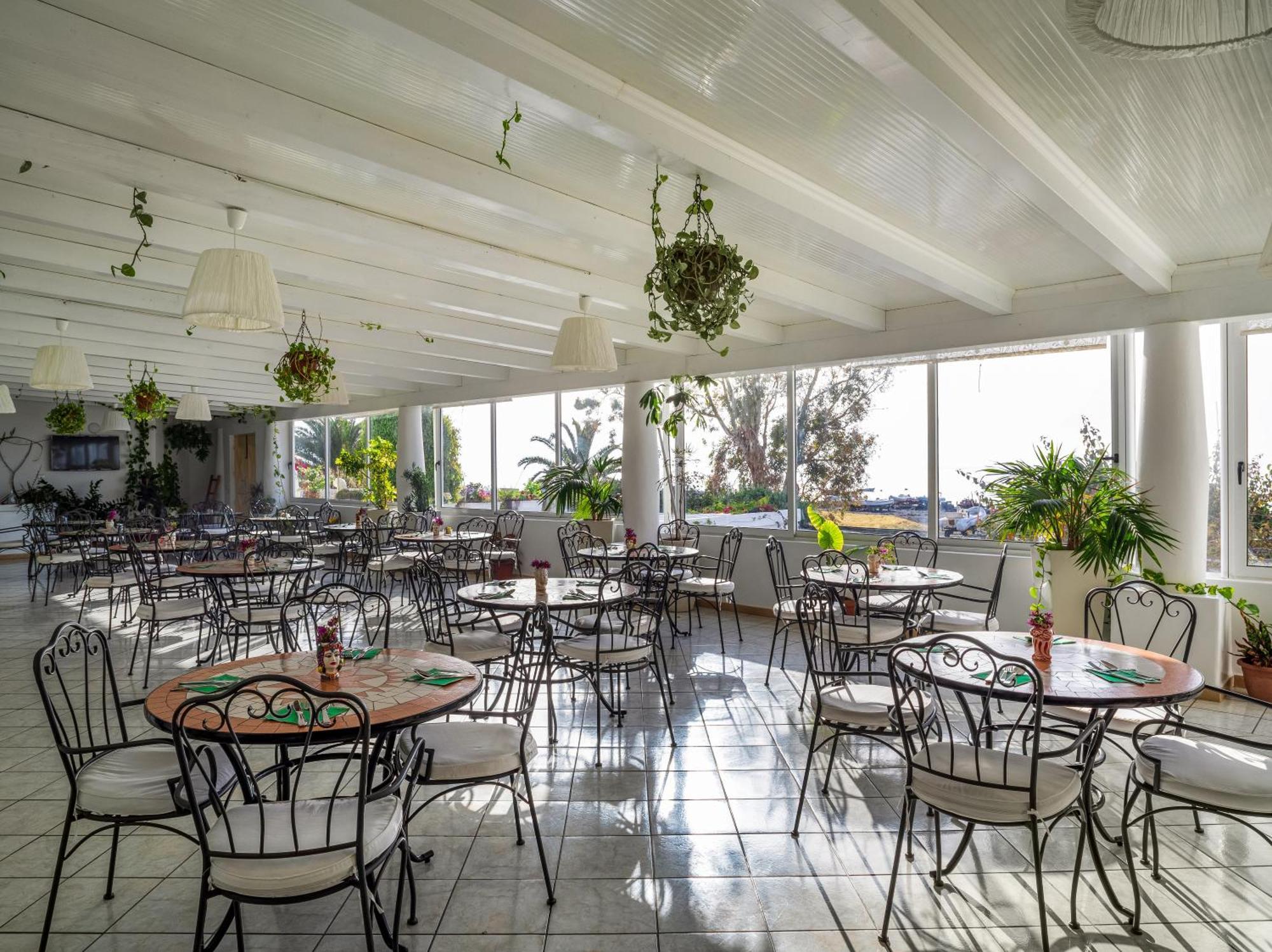 Villa Ginestra Sulla Spiaggia Di סטרומבולי מראה חיצוני תמונה