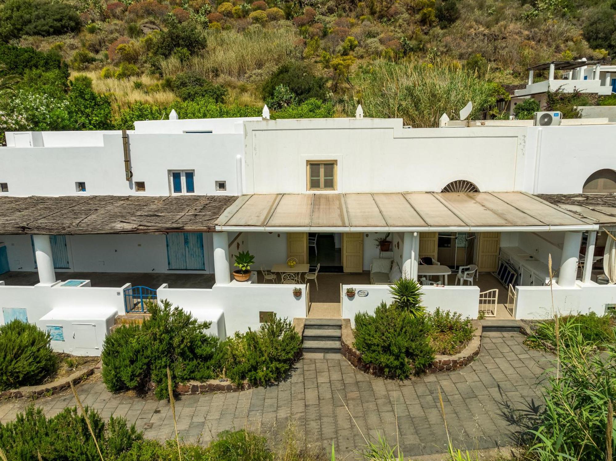Villa Ginestra Sulla Spiaggia Di סטרומבולי מראה חיצוני תמונה