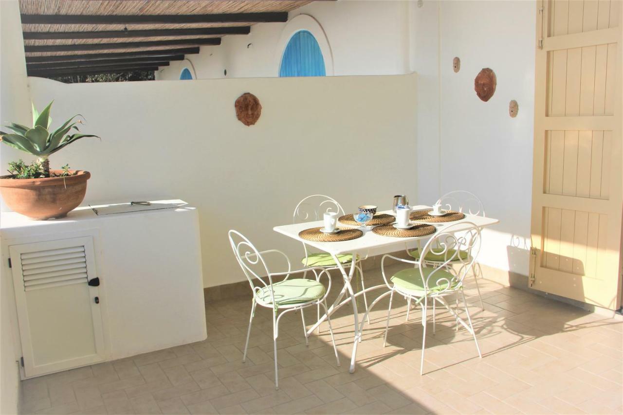 Villa Ginestra Sulla Spiaggia Di סטרומבולי מראה חיצוני תמונה